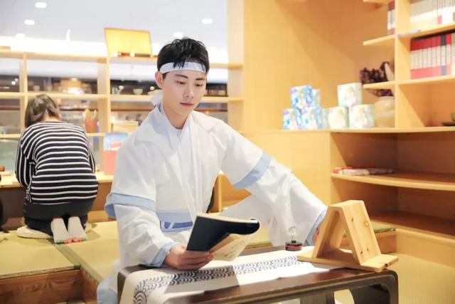 限时3周！可爱多×魔道祖师快闪店空降豫园，古风小哥哥等你来撩