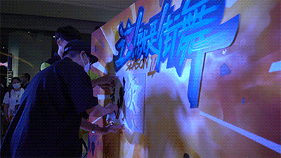 640_12.gif