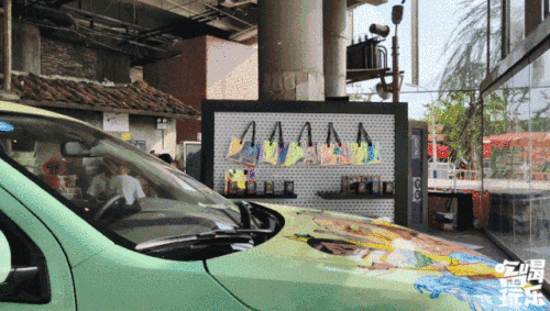 640_12.gif