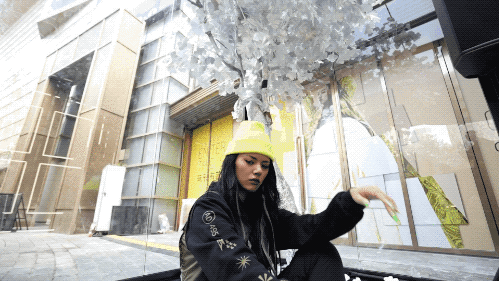 640_13.gif