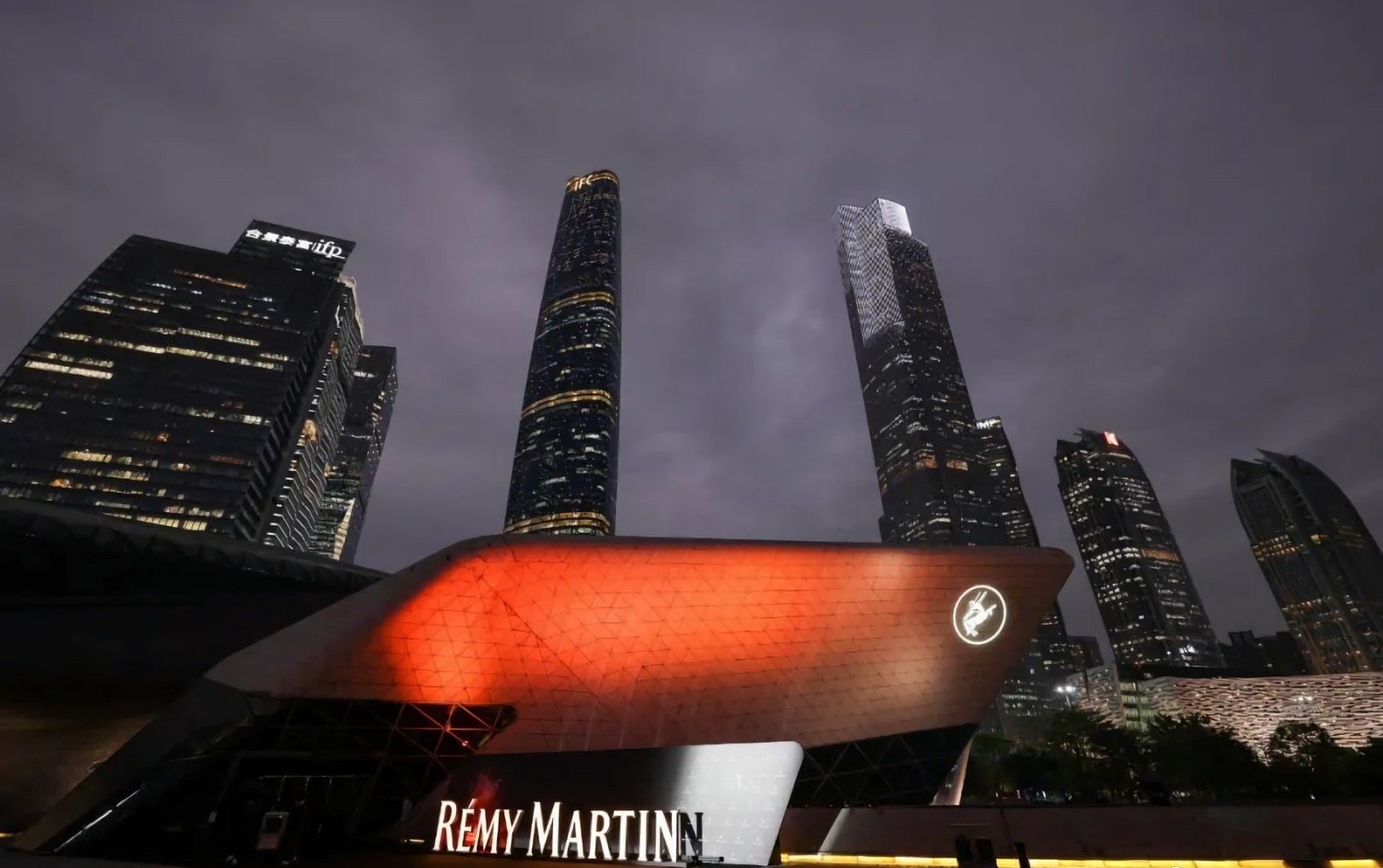 Rémy Martin人头马 | “穿粤邑境”共耀精彩