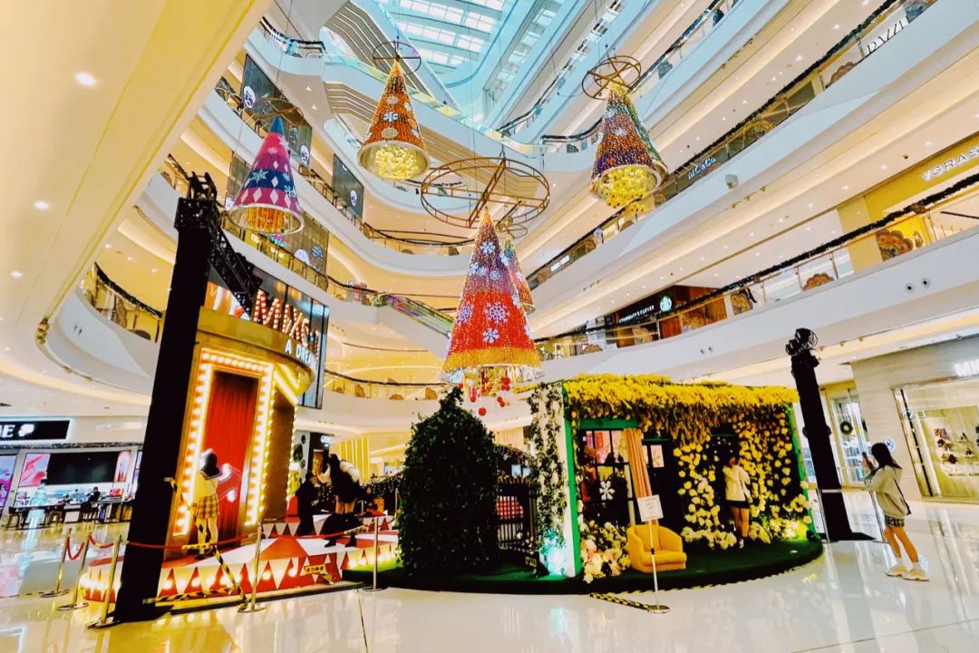 “爱乐之城，天生有戏”上海万象城圣诞亮灯仪式