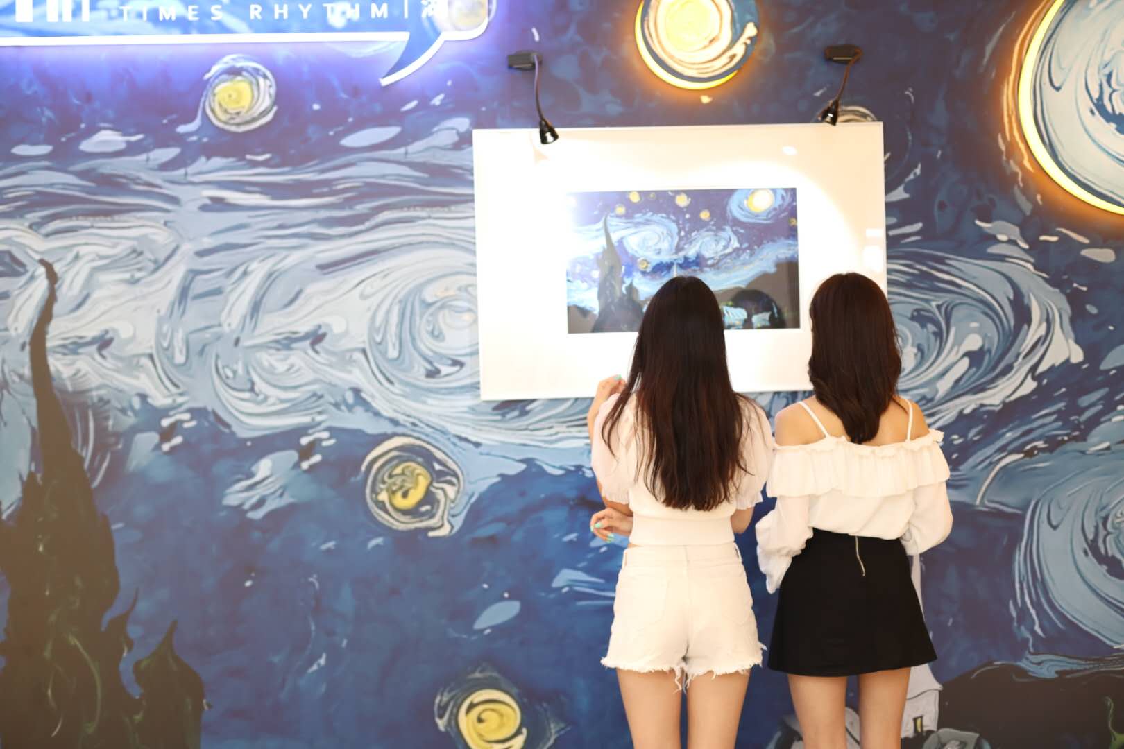 沉浸式互动体验 & 湿拓画艺术展-Garip Ay 