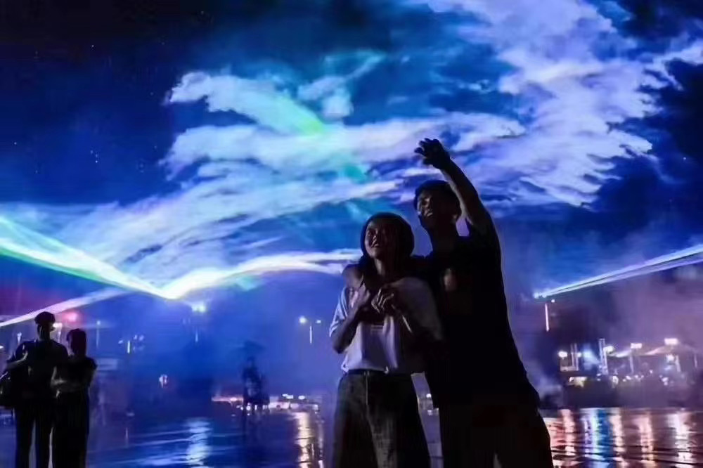 户外激光秀 30瓦全彩北极之光展示 激光秀最新推荐