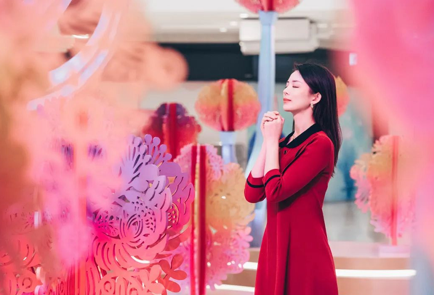 重庆弹子石万象汇新春美陈“转运森林”