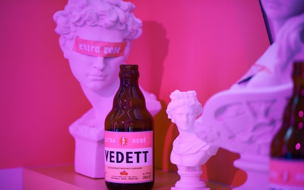 VEDETT | “粉”我派对 邂逅复古与新潮