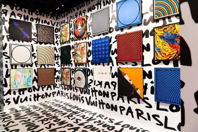 粉色风潮·Louis Vuitton 160周年大展