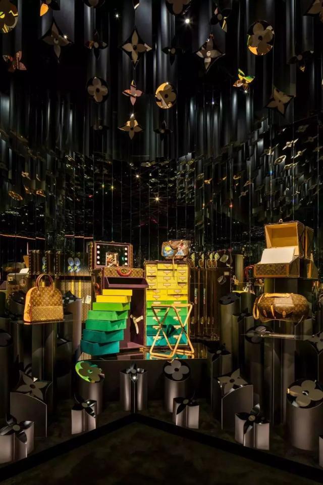 粉色风潮·Louis Vuitton 160周年大展