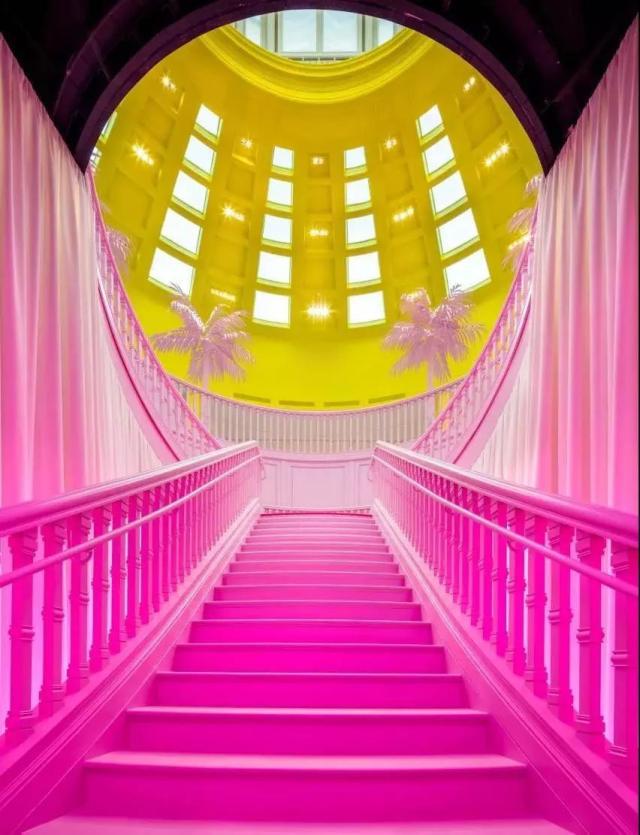 粉色风潮·Louis Vuitton 160周年大展