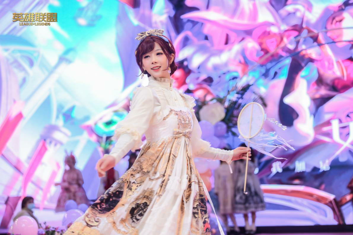 “伊莱西亚女帝”加冕主题茶会