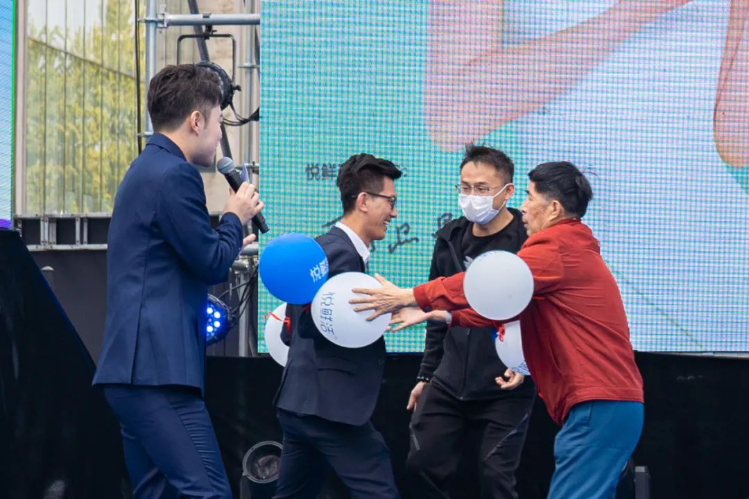 君乐宝“悦鲜活”杭州快闪