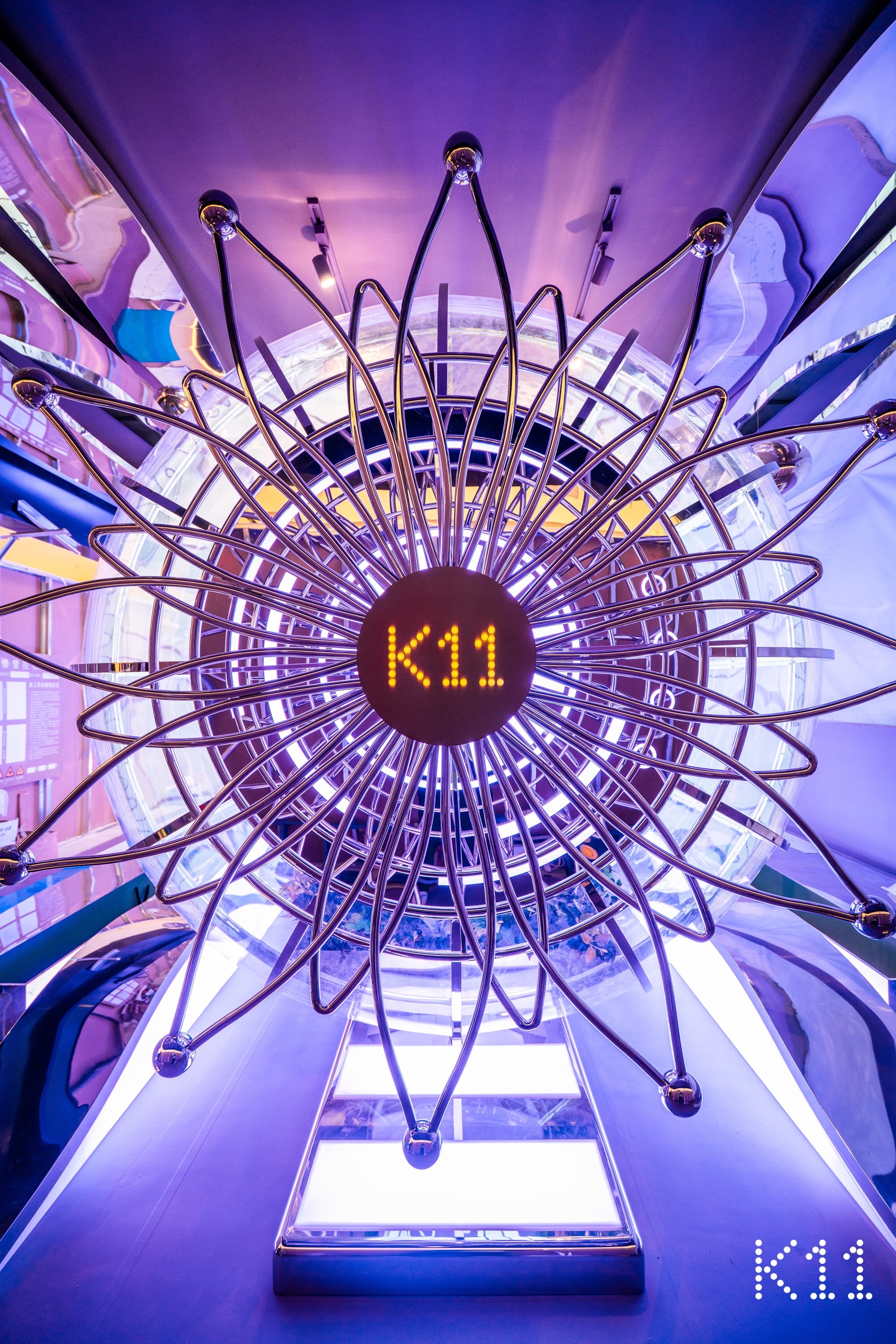 “GLOWING” 武汉K11购物艺术中心闪耀启幕