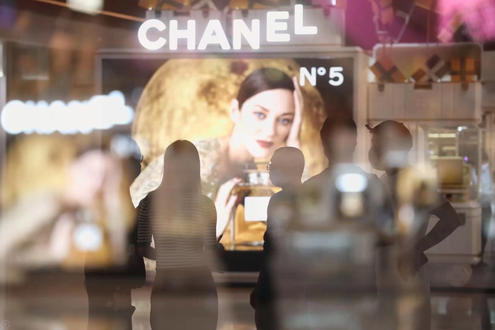 CHANEL香奈儿五号巡展