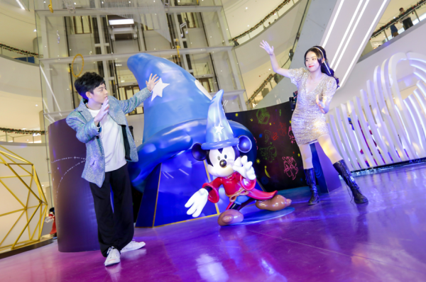 迪士尼《幻想曲》80 周年华中首个商场展