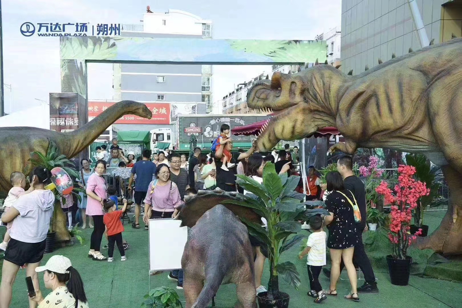 侏罗纪恐龙展乐园