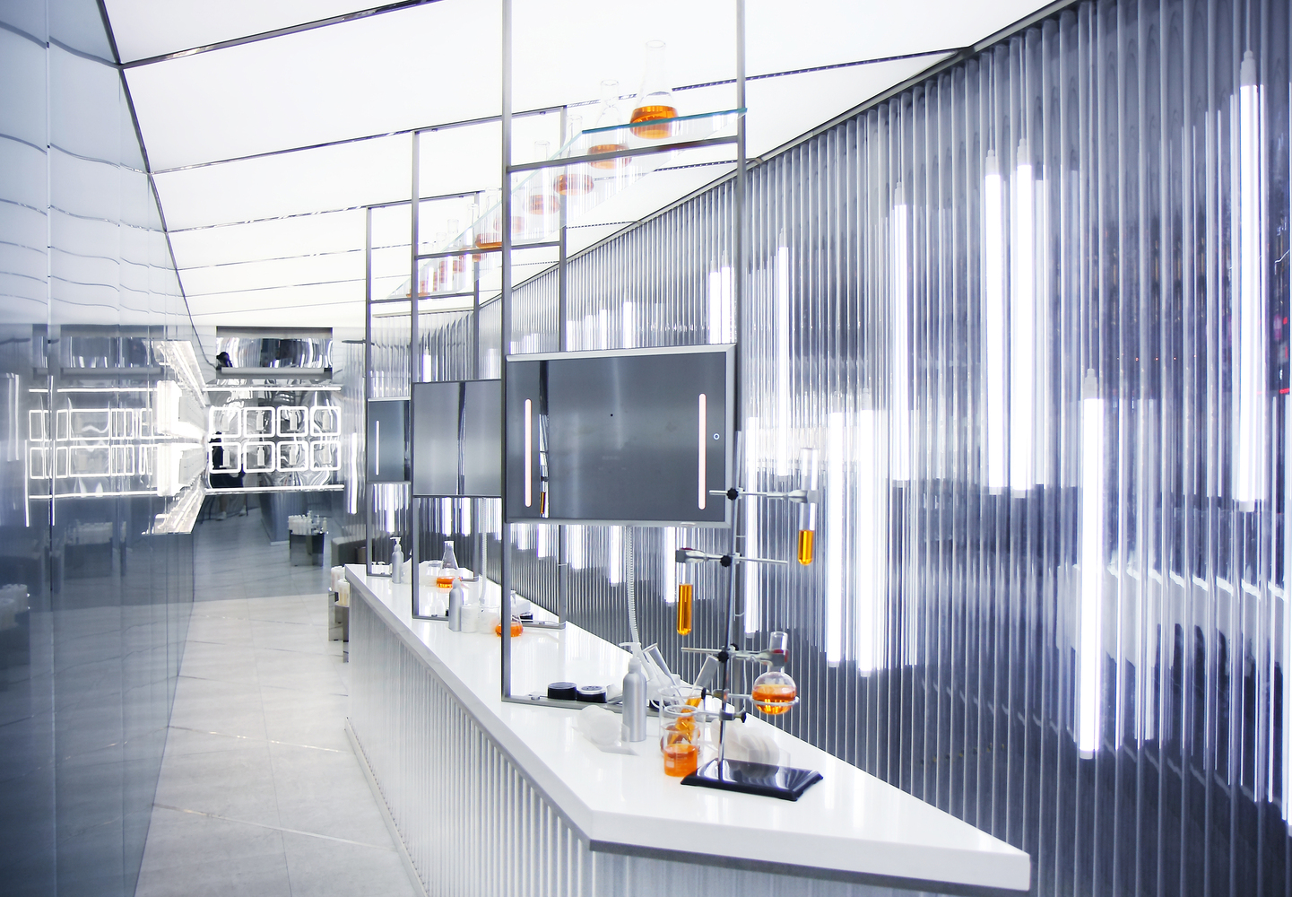 JUNPING LAB集装箱快闪店 / 拾集建筑