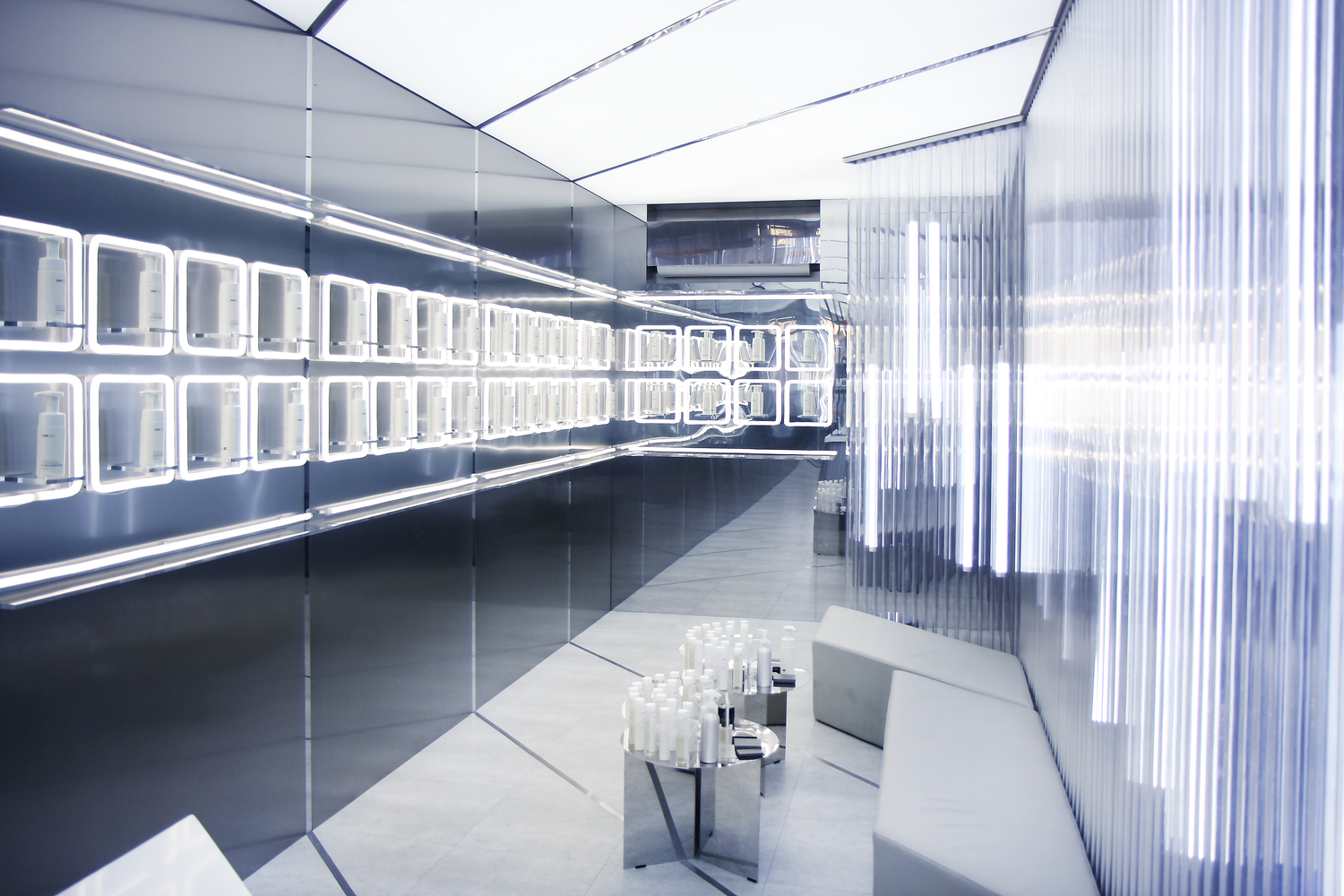 JUNPING LAB集装箱快闪店 / 拾集建筑