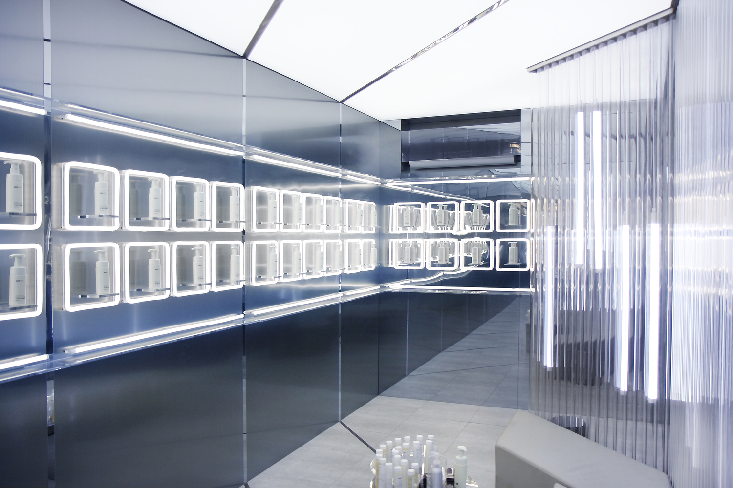 JUNPING LAB集装箱快闪店 / 拾集建筑