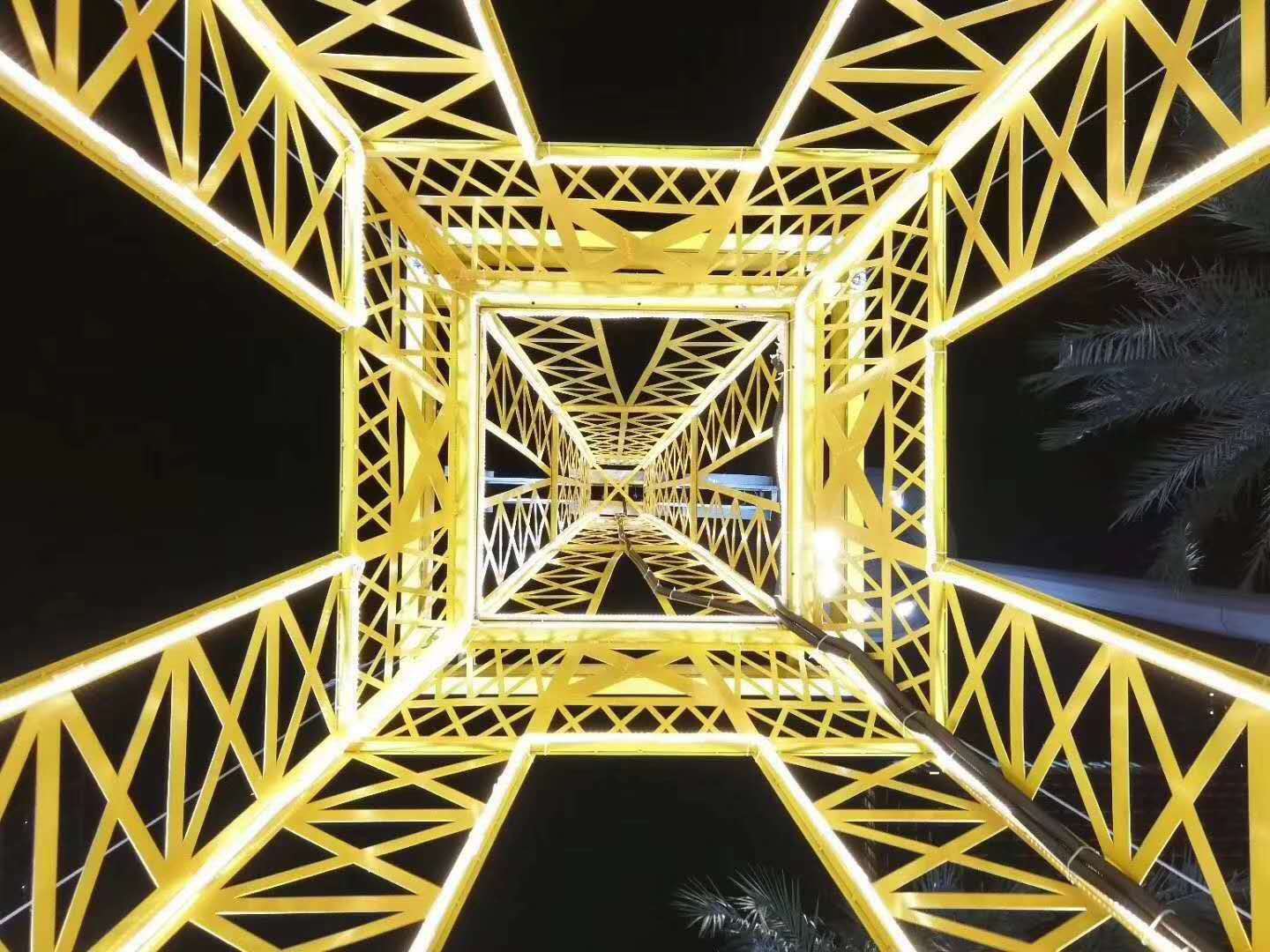 埃菲尔铁塔