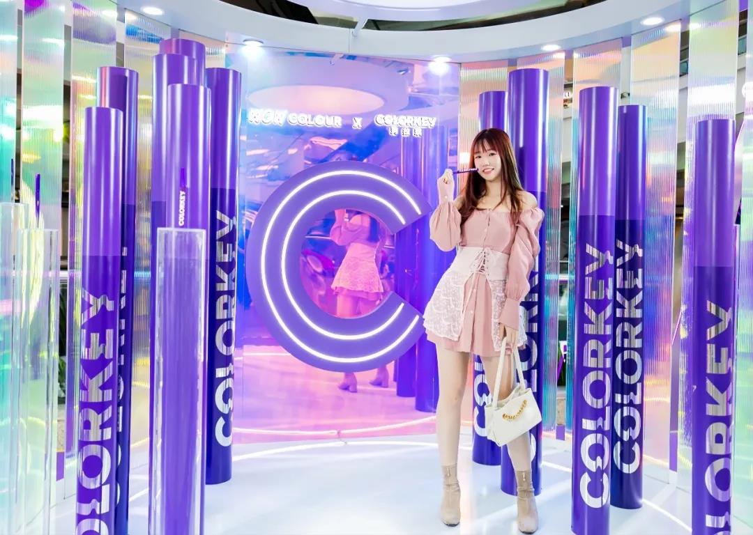广州“美妆派对”快闪店