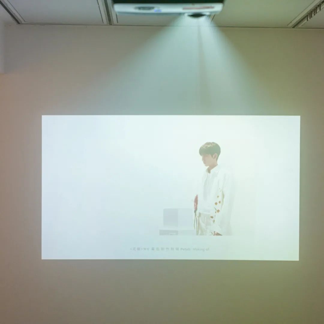 《花瓣》王源MV延伸创意展