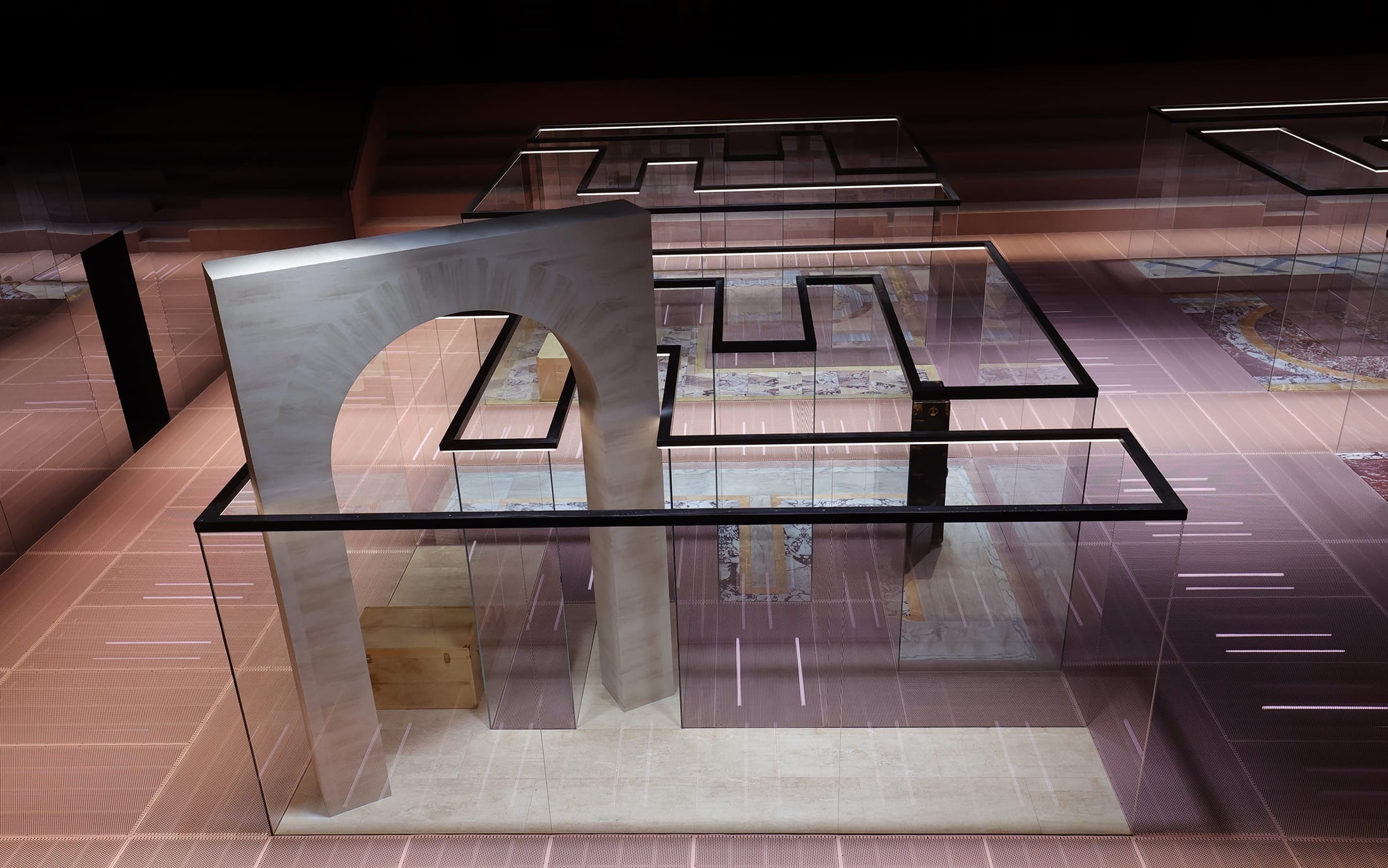 FENDI | 上海FENDI 2021春夏高级定制时装秀