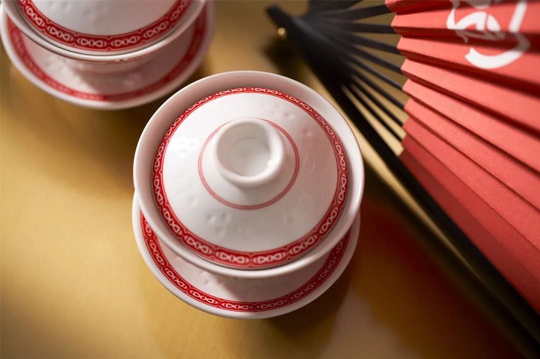 红双鱼 | 酸菜鱼主题品牌视觉形象设计