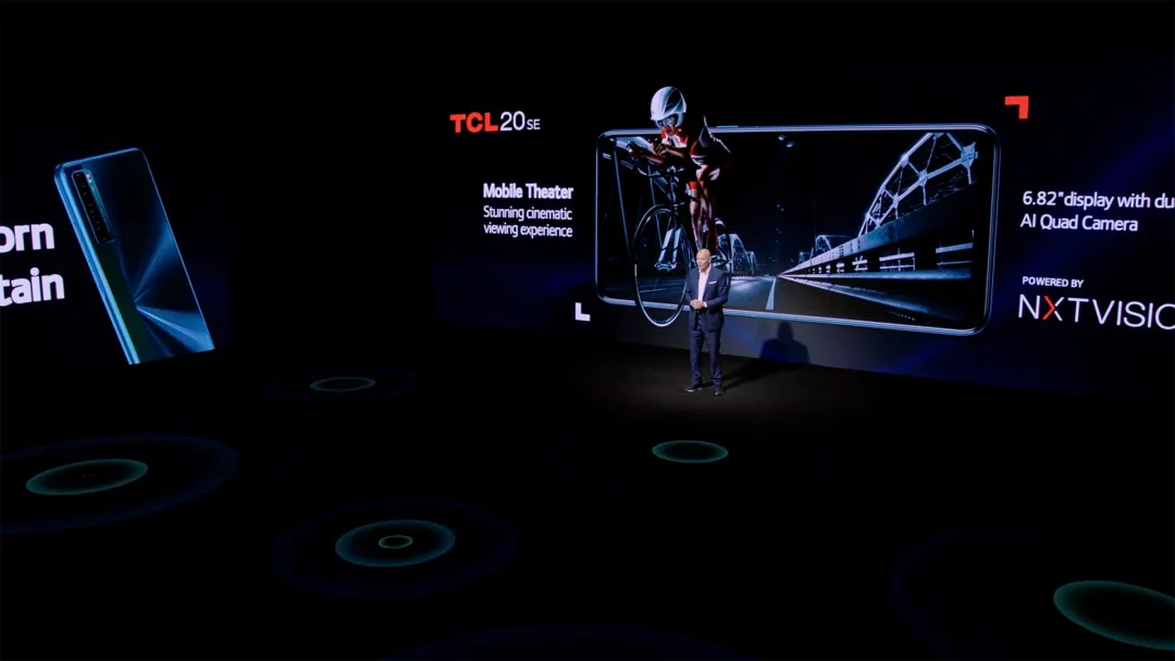 TCL 2021 CES 全球线上发布会