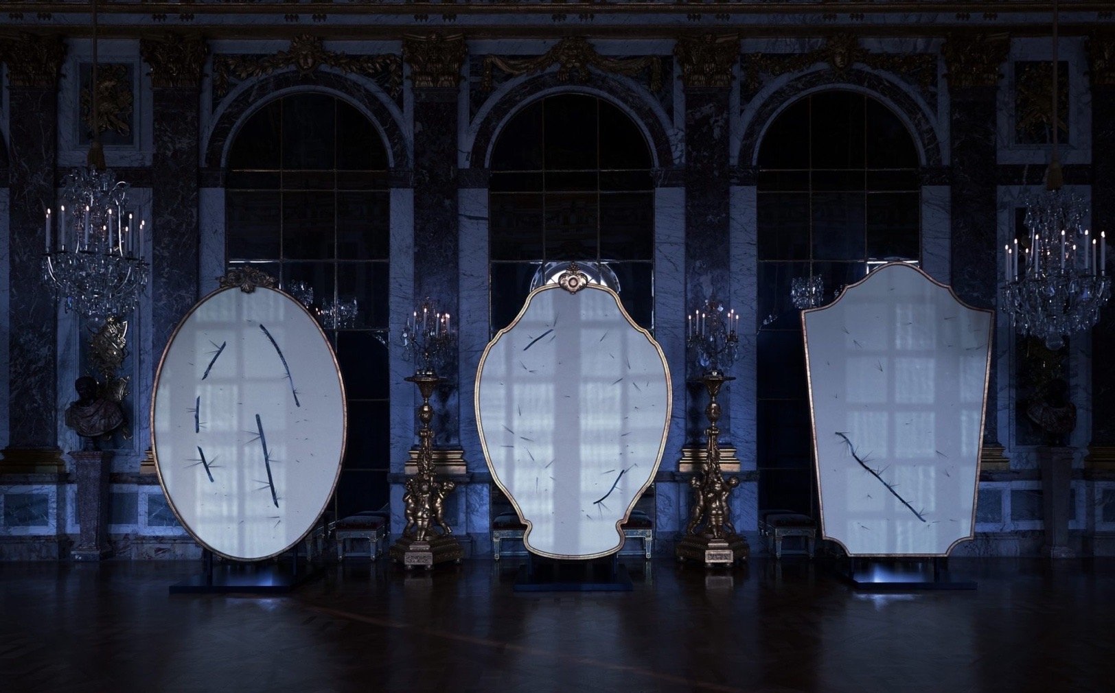 DIOR | 迪奥二零二一秋冬成衣发布秀