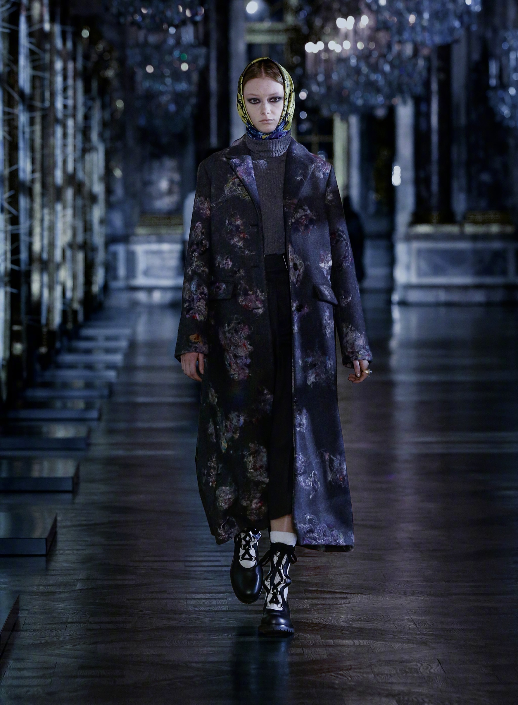 DIOR | 迪奥二零二一秋冬成衣发布秀