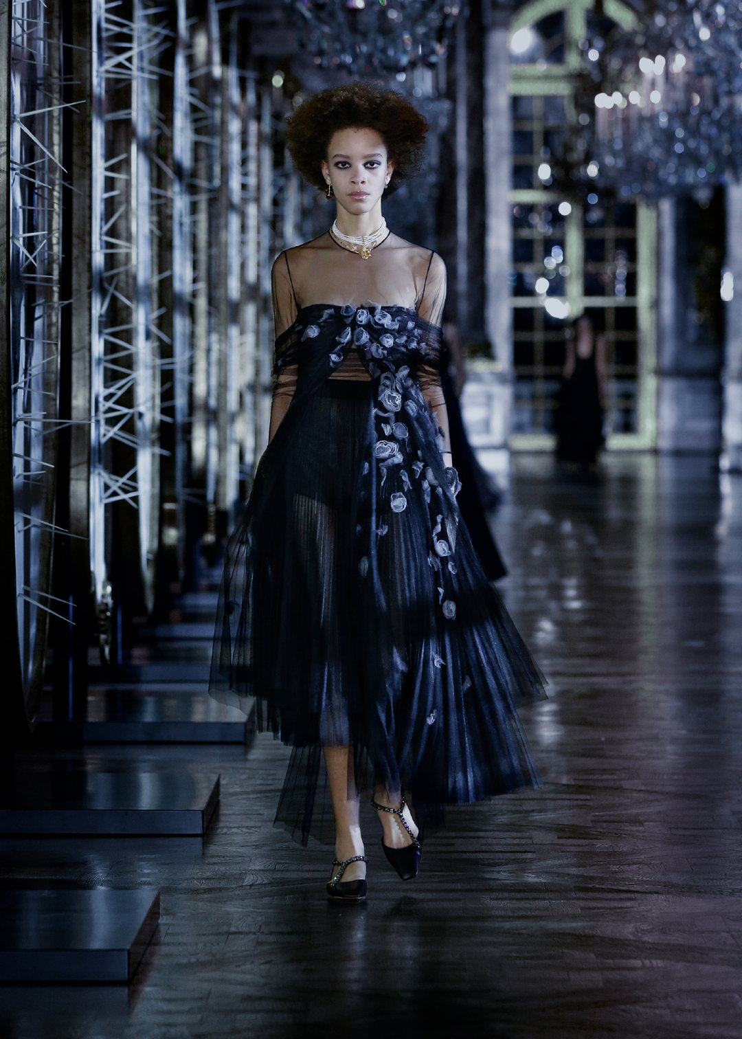 DIOR | 迪奥二零二一秋冬成衣发布秀