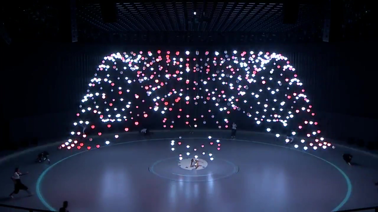 Audi A8全球上市发布会|LED动能球舞蹈定制开场表演