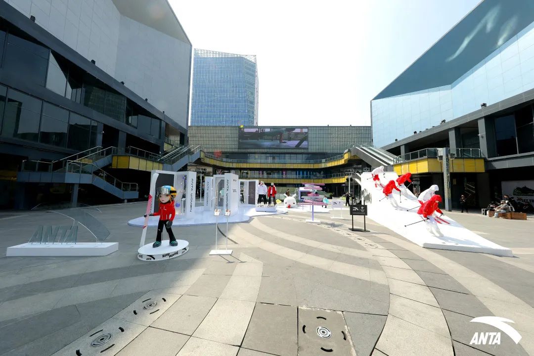 安踏沉浸式城市冰雪营地·谷爱凌因动而美