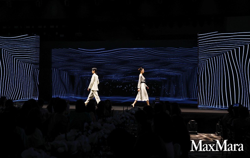 Max Mara举办2021春夏新品发布会暨贵宾尊享晚宴