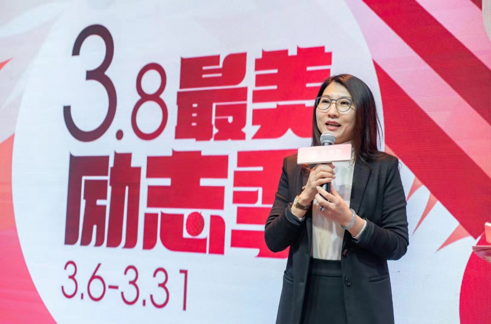 上海环球港“环球口红节·最美励志季”