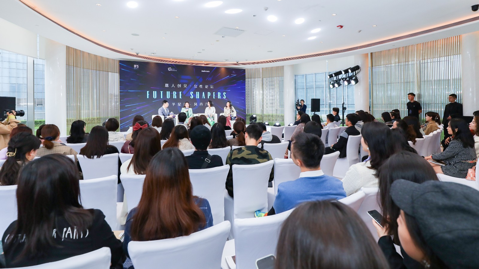 长沙IFS“她予星晖·风尚力量”三周年序幕盛典