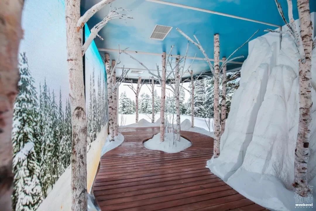 勃朗圣泉沉浸式雪屋体验展