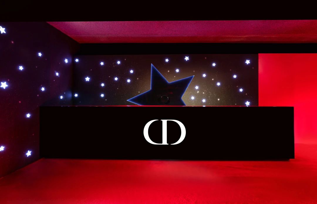 DIOR迪奥·烈艳蓝金星光派对