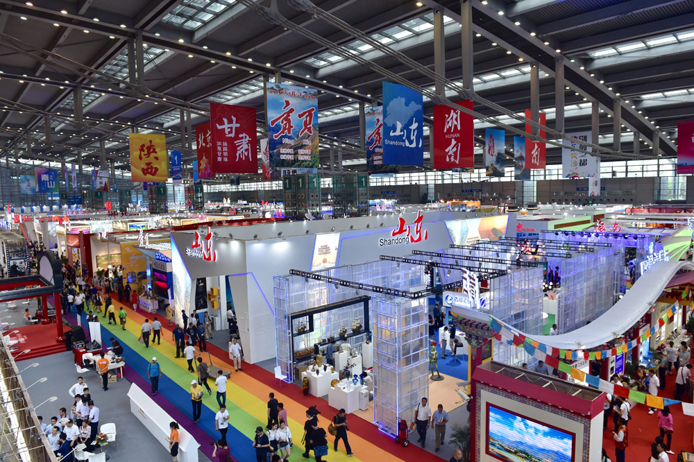盟主直播作为第七届旅博会官方直播合作伙伴亮相深圳