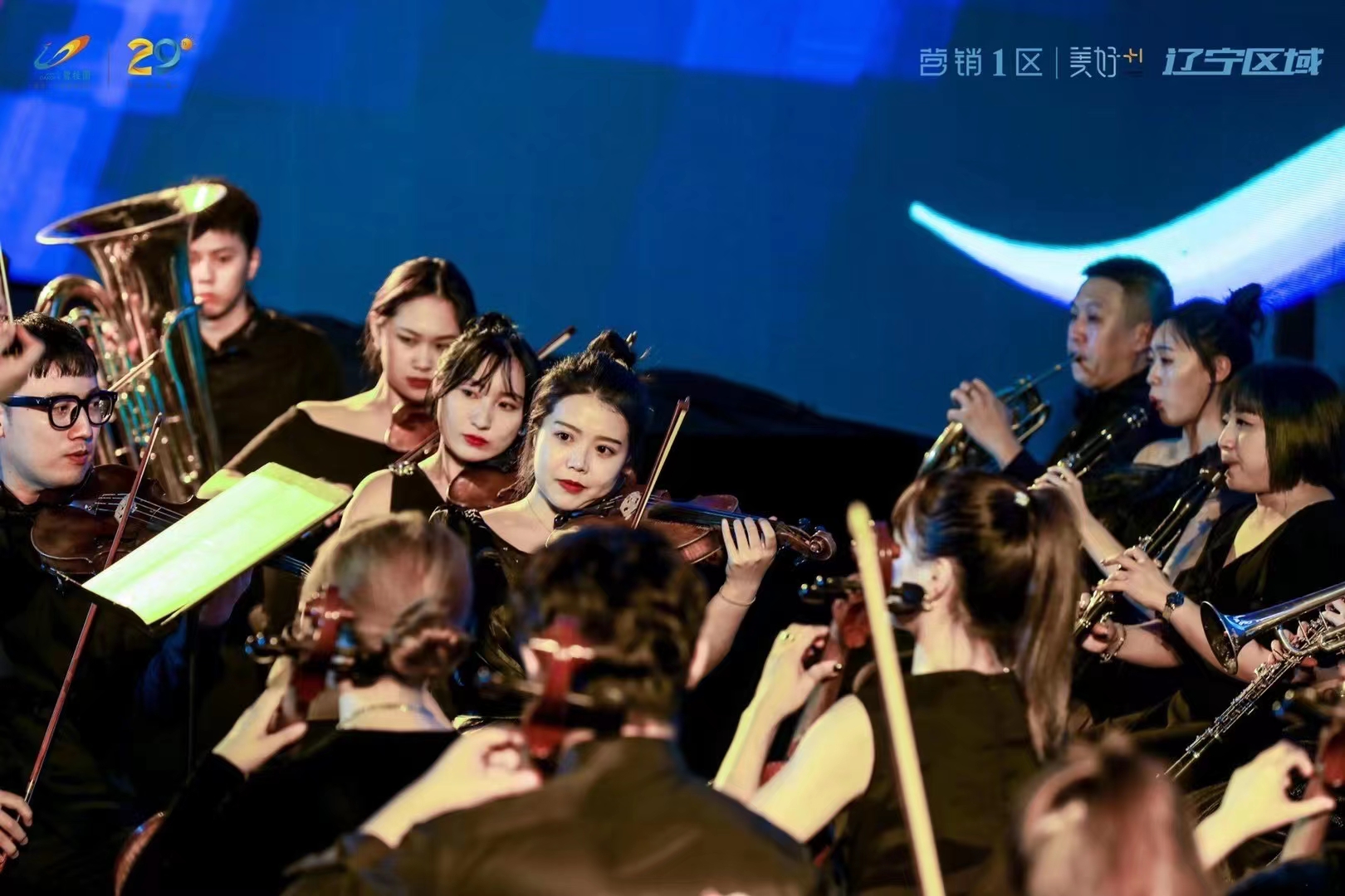 辽宁碧桂园 与时间共享－凤凰无人机  无人机表演