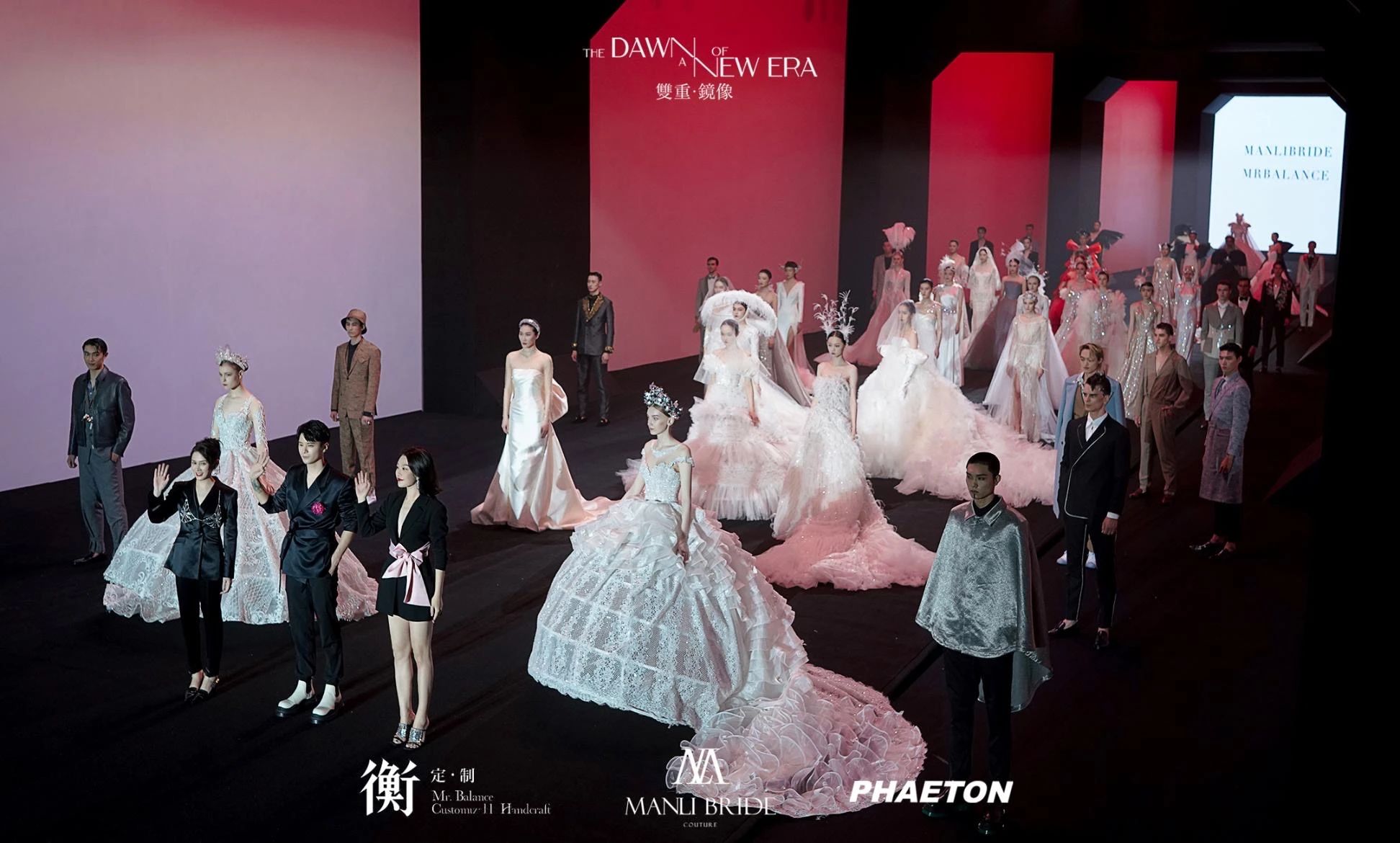 《双重·镜像》FASHION SHOW 