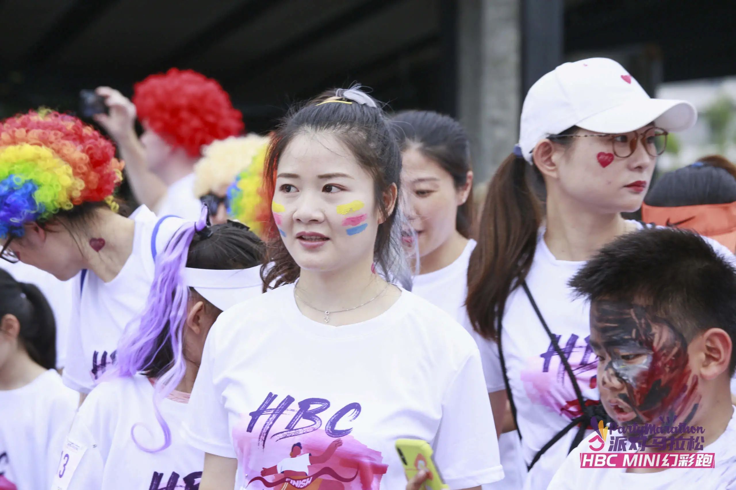 2021派对马拉松HBC MINI幻彩跑