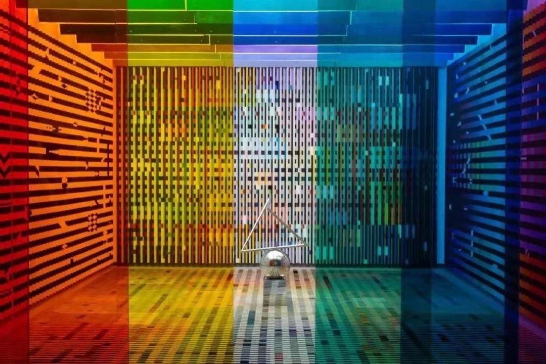 “图像的生息”色彩互动装置展