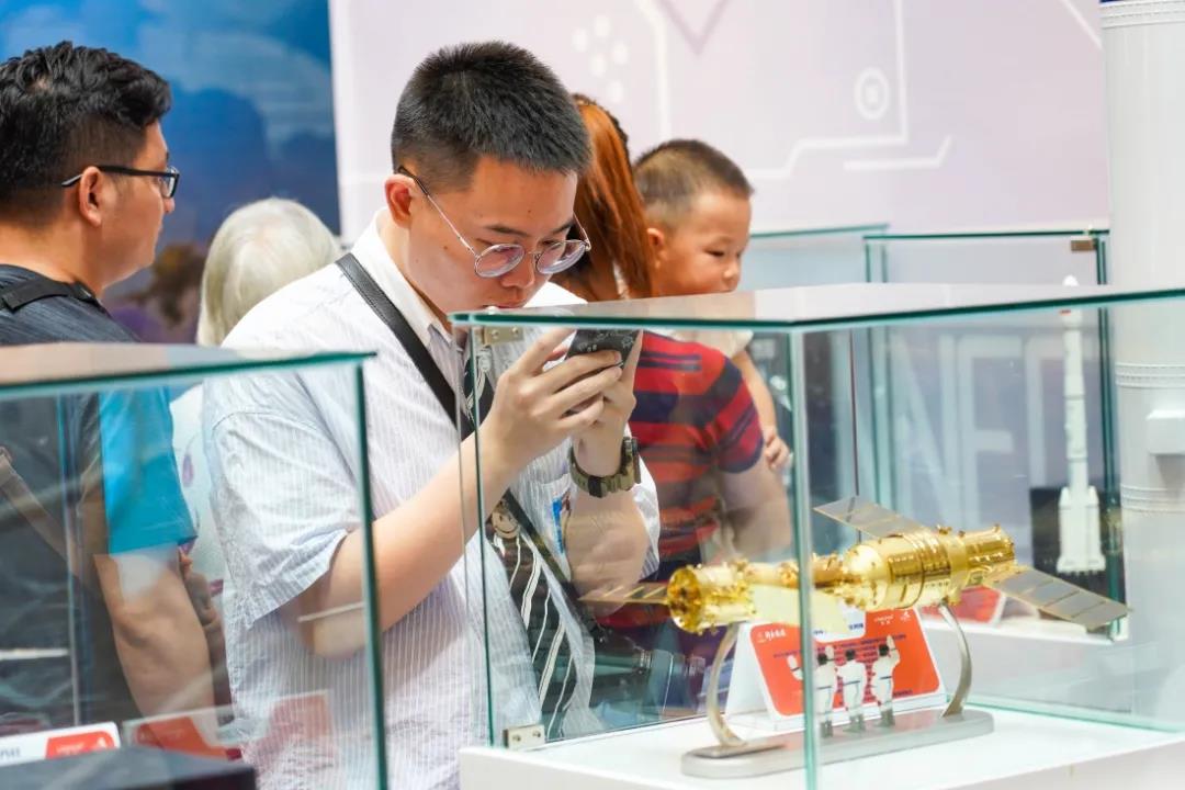 星河游记—中国航天2021科普互动展 西南首展