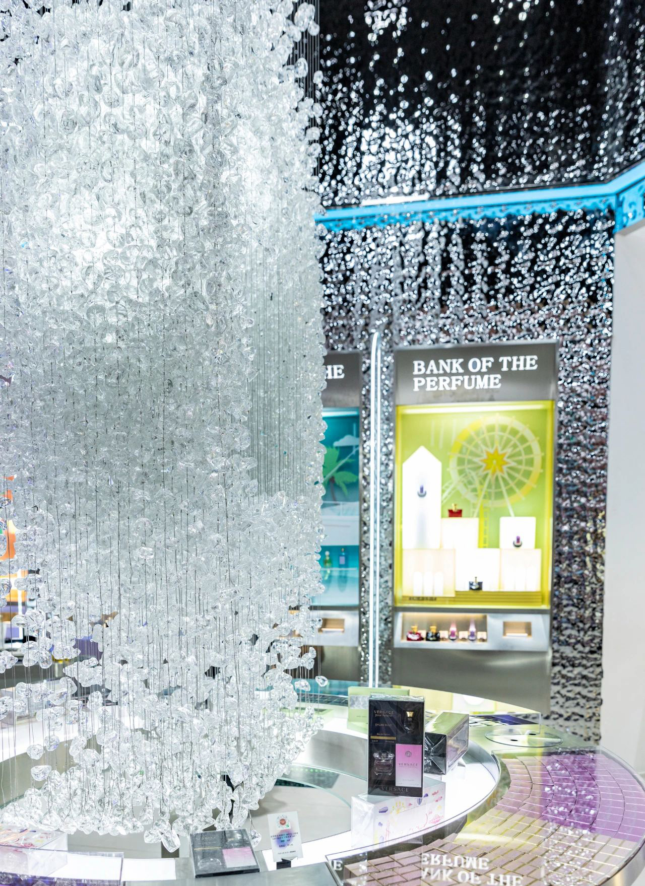 PERFUME BOX 拾氛气盒「香水银行主题概念店」