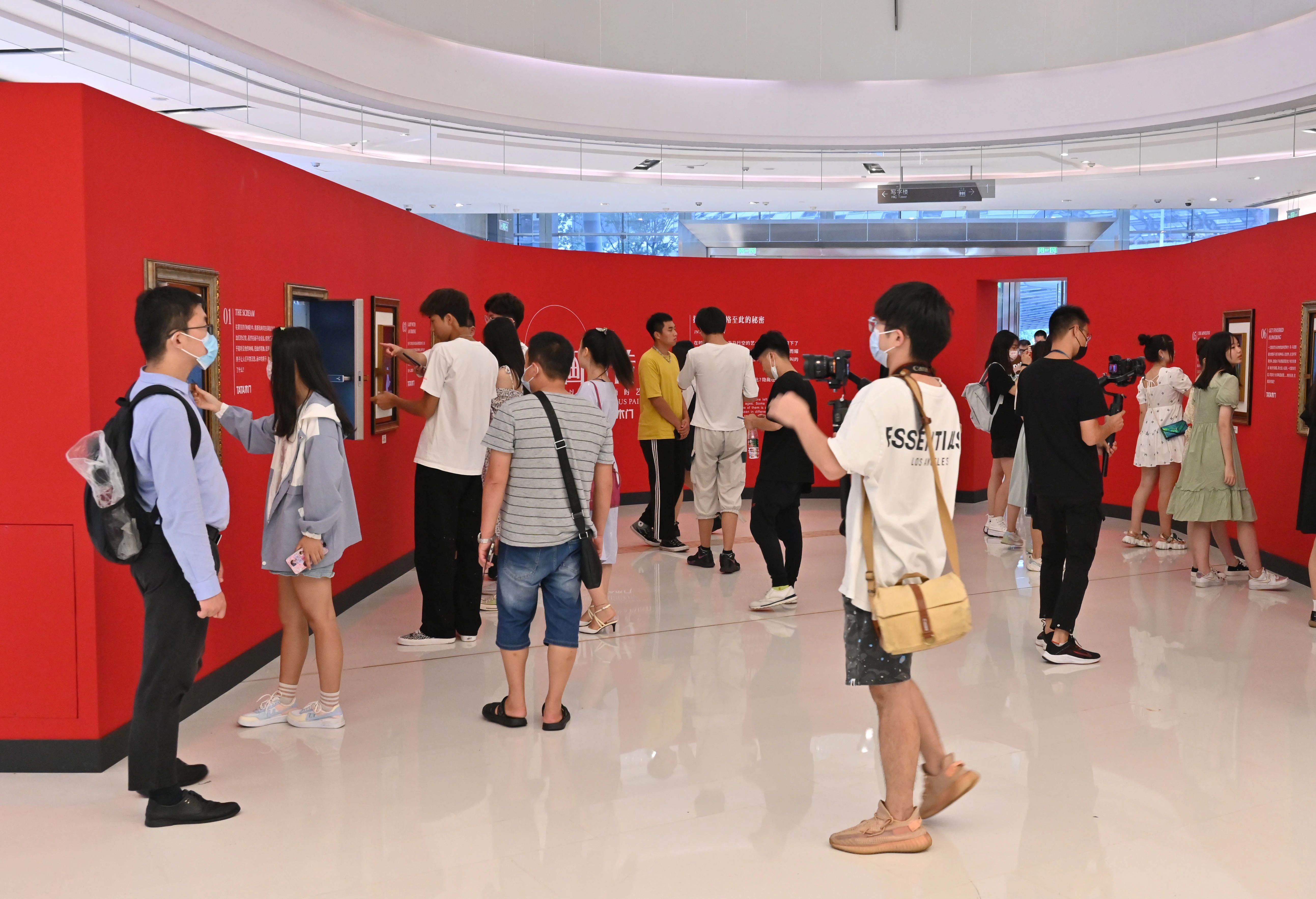 TATA木门《名画前传》互动艺术展