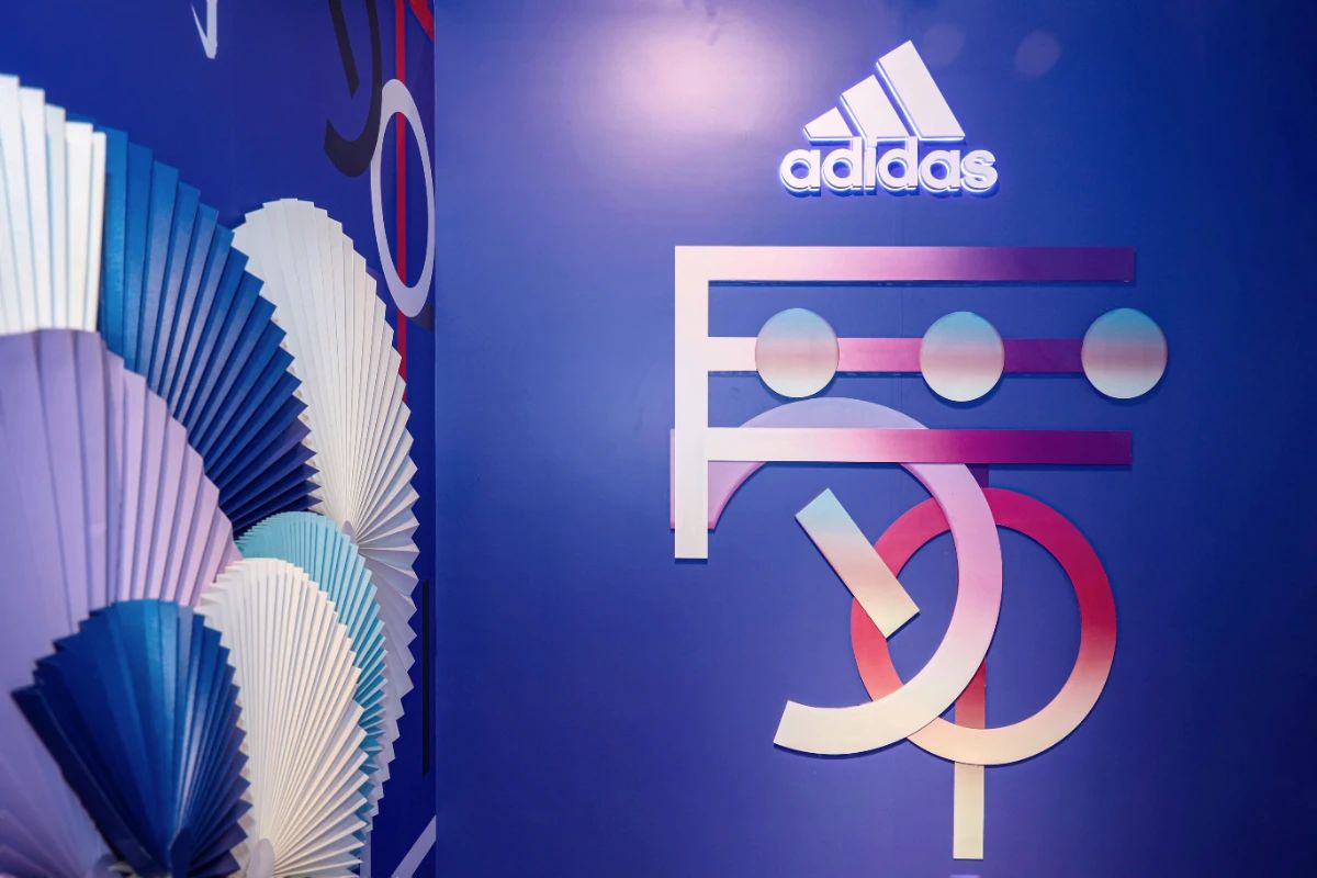 adidas「舞限空间」网红打卡