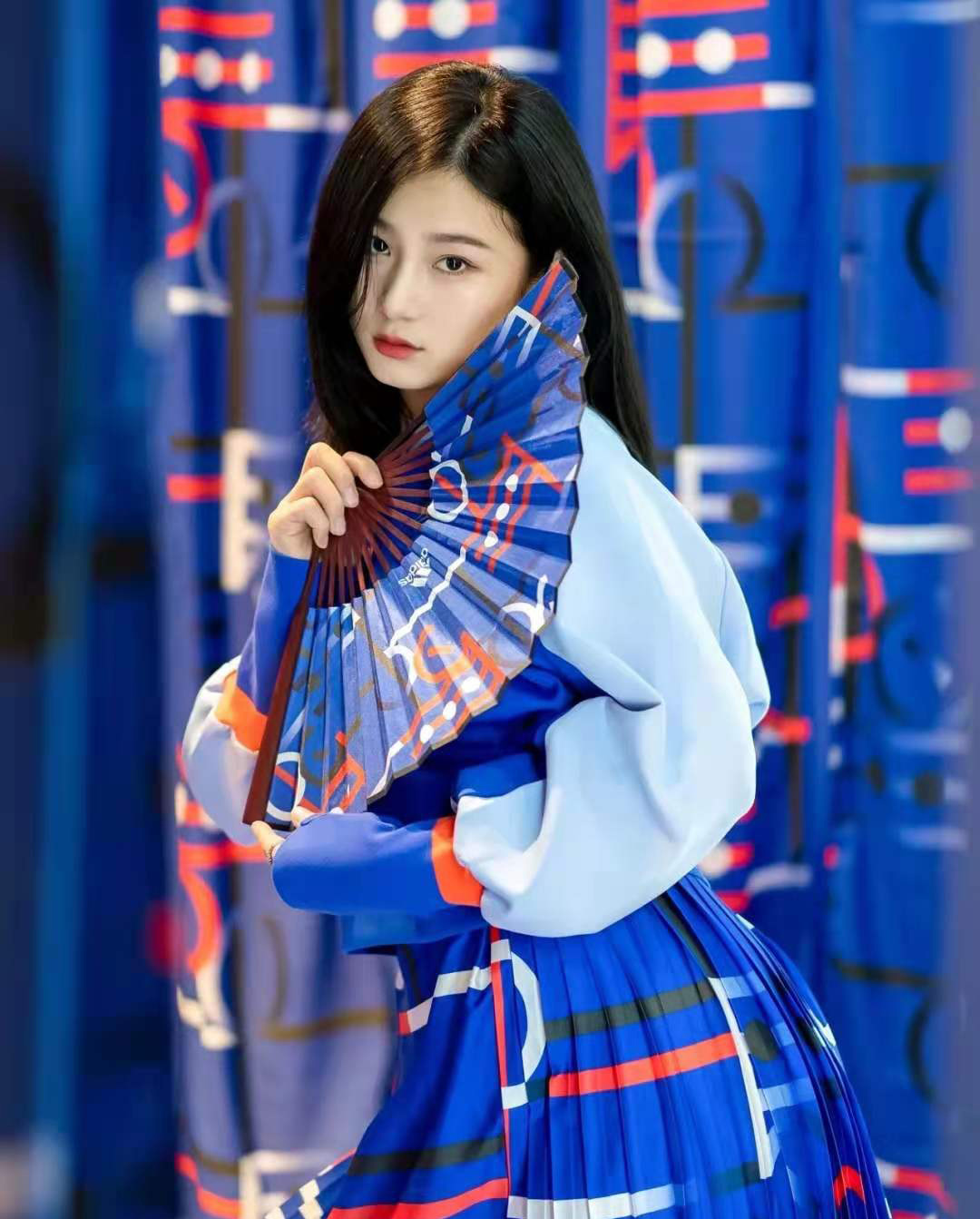 adidas「舞限空间」网红打卡