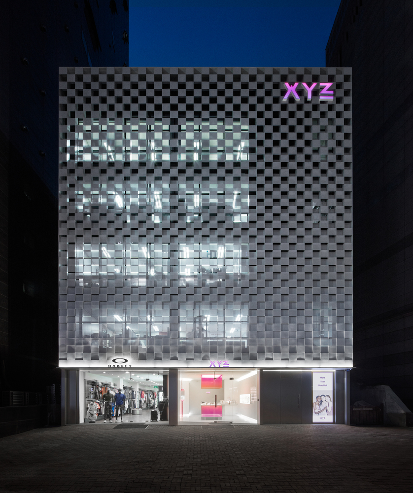 “透视”概念店