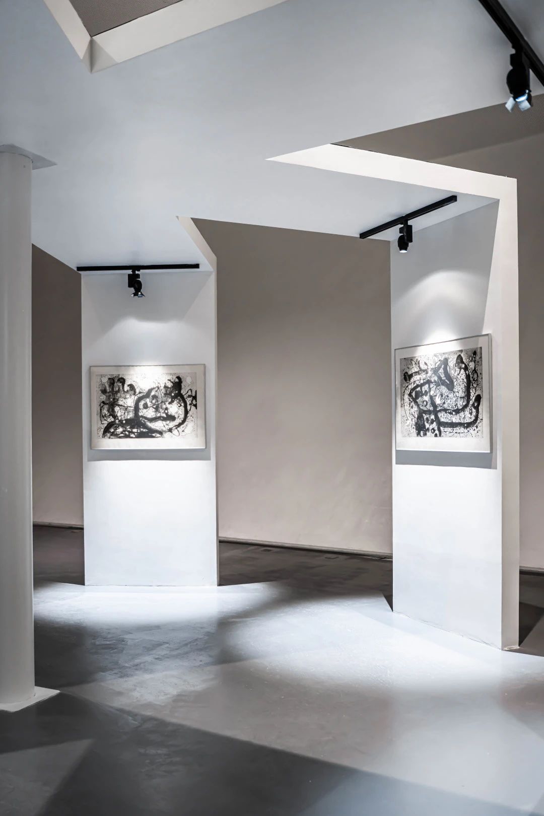 超现实主义大师胡安·米罗「无轮之廓」真迹展